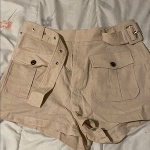 Cute beige shorts